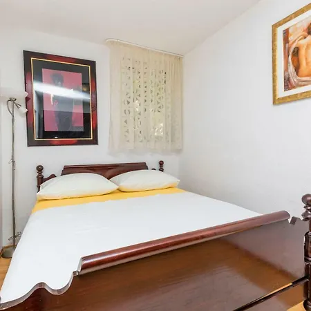 Appartement Babaja *