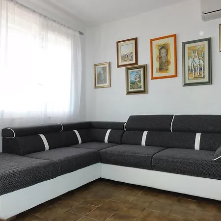 Babaja Appartamento Traù